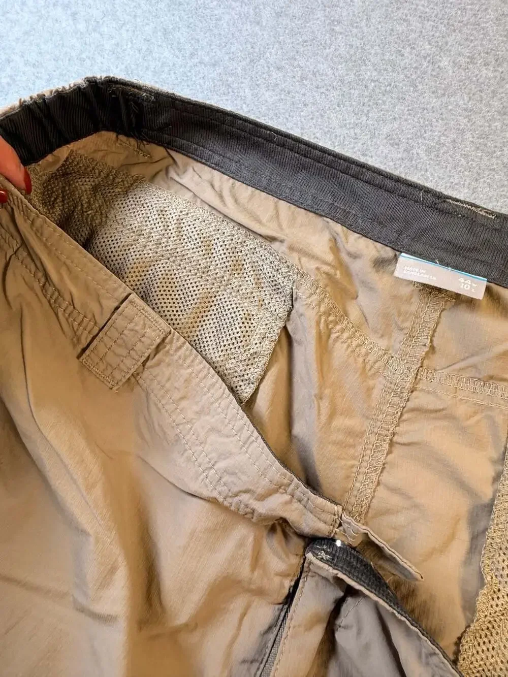 Columbia Cargo Shorts Size 40 Khaki Nylon Outdoor Hiking